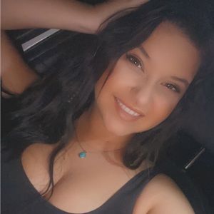 Meet your Posher, Destiny